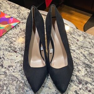 A NEW DAY Black Pointed-Toe Women's Pumps size 9